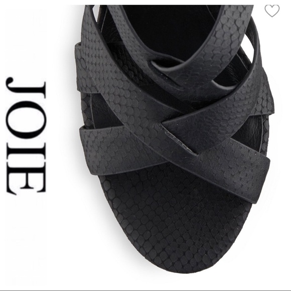 💕SALE💕Joie Black Inez Snakeskin Leather Sandal - Picture 3 of 8